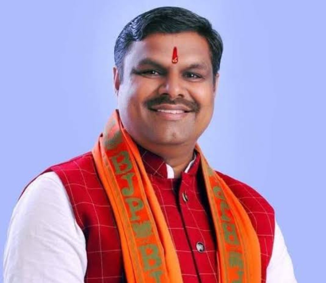 छत्तीसगढ़ में 5 हजार शिक्षकों की भर्ती से प्रदेश की शिक्षा व्यवस्था को मिलेगी एक नई दिशा – मंत्री गजेन्द्र यादव