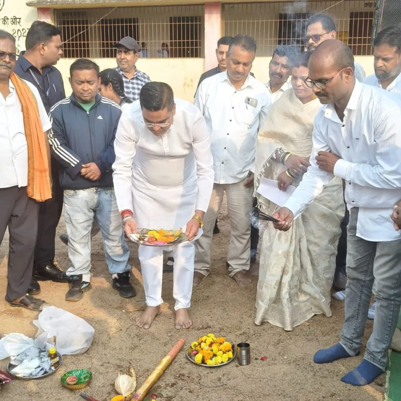 वैशाली नगर विधायक रिकेश सेन ने 75.23 लाख की लागत से बनने वाले कैम्प 2 शासकीय हाई स्कूल भवनों के निर्माण का किया भूमि पूजन